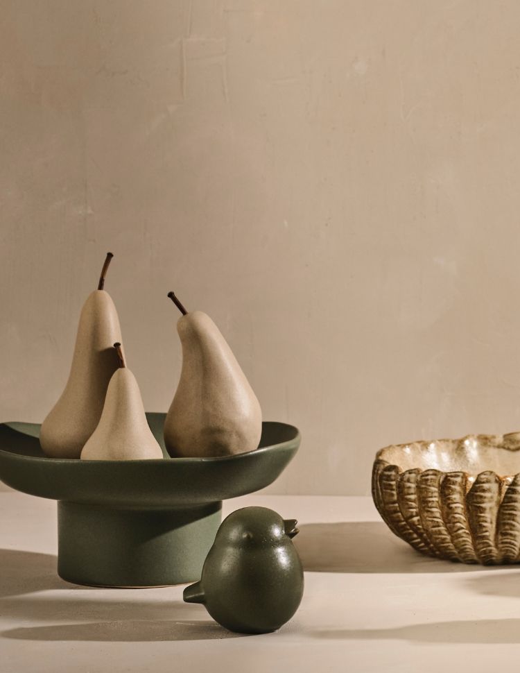 <span>SPRING SUMMER 2026</span><h2>EVERYDAY ELEVATED</h2><a href='#' class='btn'>Explore</a>