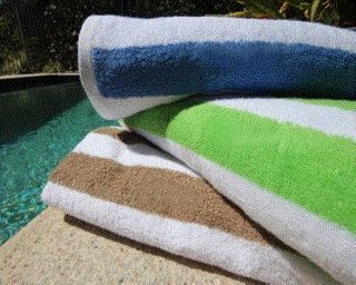 REGATTA POOL TOWEL BLUE