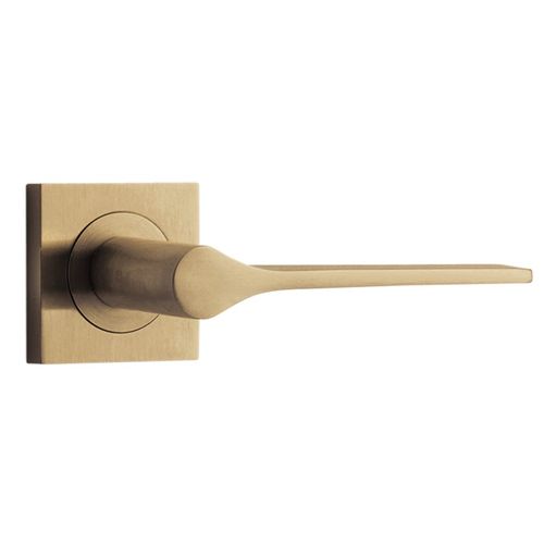 DOOR LEVER COMO SQUARE ROSE PAIR SATIN BRASS H52XW52XP56MM