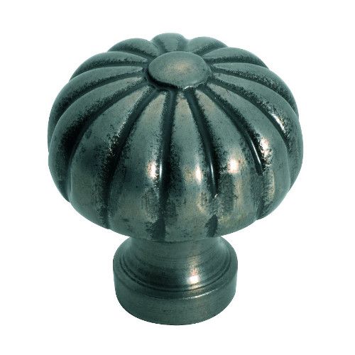 KNOB FLUTED IRON PM 32MM TR