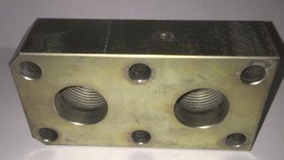 24147 - Port Block Adaptor S03 1 BSP Threaded