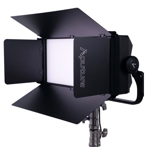 Aputure Nova P600C Barn Door Set