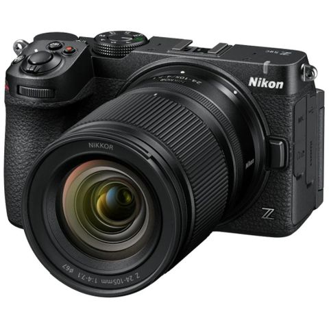 Nikon Z5 IIC (Bk) + Nikkor Z 24-105mm F/4-7.1