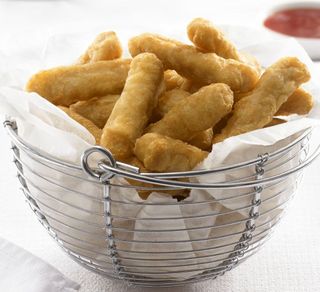 CHICKEN CHIPPIES 1KG (5)ING 0700