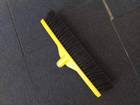 Brushworks Supertuff Medium Fill 450mm (Plastic Stock)