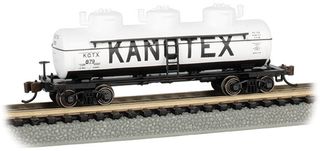 Bachmann Kanotex #879 3-Dome Tank Car. NScale