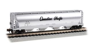 Bachmann Canadian Pacific #386538 4-BayCyl. Covered. Grain Hopper. N