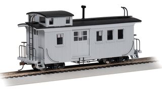 Bachmann Wood Side-Door Caboose PaintedUnlettered Grey. On30 Scale
