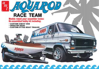 AMT 1:25 Aqua Rod Race Team 1975 Chevy Van