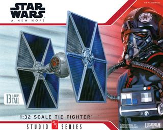 AMT 1:32 Star Wars: A New Hope TIE Fighter