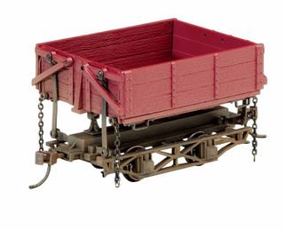 Bachmann Wood Side Dump Car Red Oxide 3pcs per box. On30 Scale