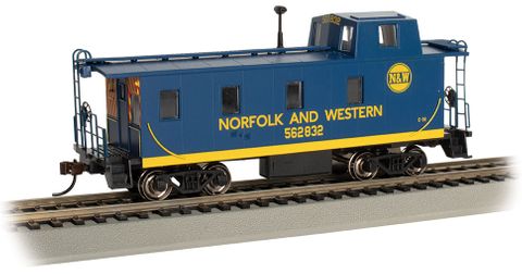 Bachmann, Streamlined Caboose w/Offset Cupola, N/Western #562832, HO