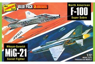 Lindberg 1/72 2 Pack Vietnam Era F-1 *