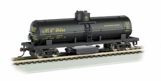 Bachmann UTLX Track Cleaning Single DomeTank Car. HO Scale