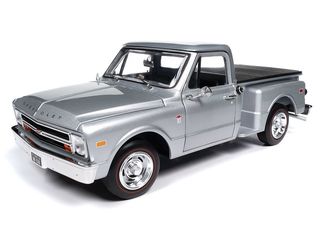 Autoworld 1:18 1968 Chevy C10 Pickup Stepside