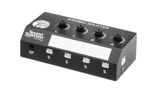Woodland Scenics Stereo Splitter