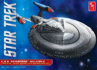 AMT 1:1400 Star Trek U.S.S. Enterprise 1701-