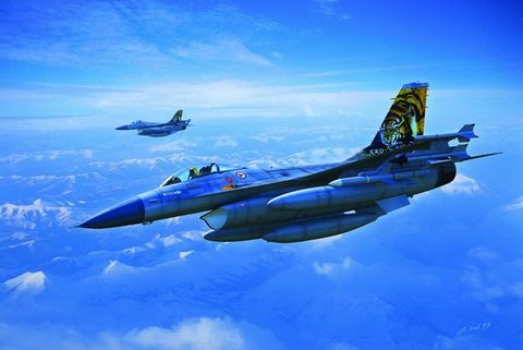 Hobbyboss 1:72 F-16A Fighting Fal