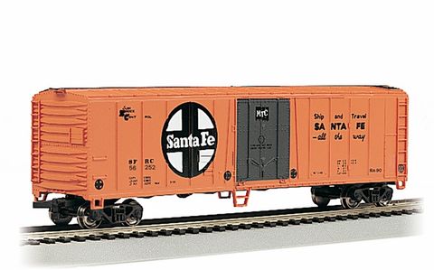 Bachmann Santa Fe #56252 50ft Steel Reefer. HO Scale