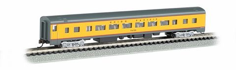 Bachmann Union Pacific 85ft Smooth SidedCoach, N Scale