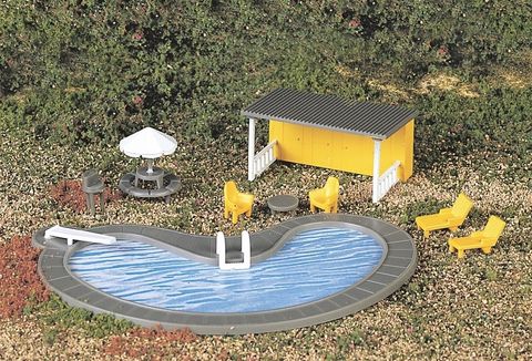 Bachmann Swimming Pool & Accessories, HOScale