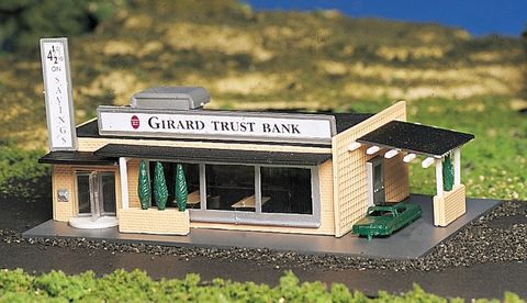 Bachmann Drive In Bank, N Scale