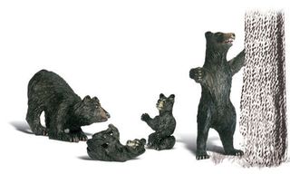 Woodland Scenics G Harry Bear And Family*