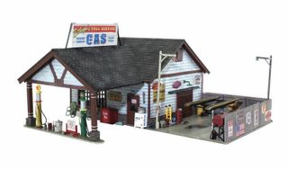 Woodland Scenics N Ethyl's Gas & Service