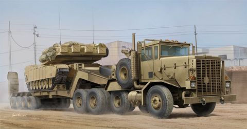 Hobbyboss 1:35 M911 C-Het W/M747 Heavy Equipment Semi Trailer