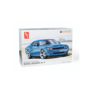 AMT 1:25 2009 Dodge Challenger R/T