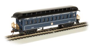 Bachmann Baltimore & Ohio Old Time Passenger Coach, Royal Blue. HO