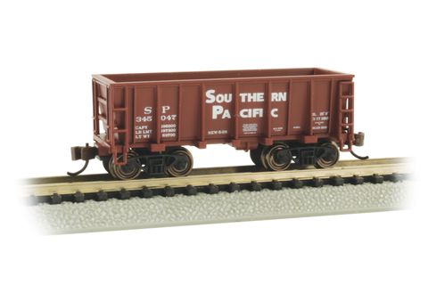 Bachmann Southern Pacific #345047 OxideRed Ore Car. N Scale