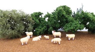 Bachmann Sheep. 7 Figures. HO Scale