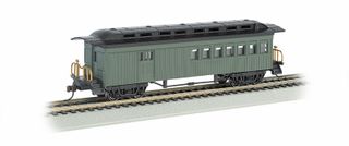 Bachmann Combine 1860-80 Painted, Unlettered Green, Duck Bill roof, HO