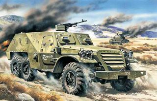 ICM 1:72 Btr-152V Apc