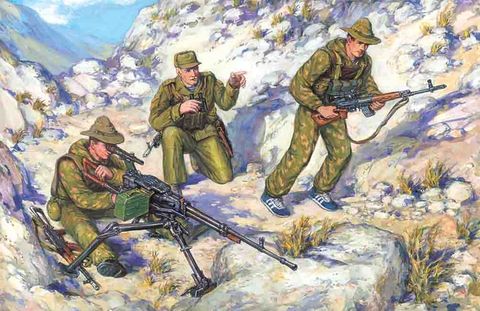 ICM 1:35 Svt. Special Troops (1979-88) (3)