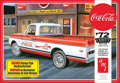 AMT 1:25 1972 Chevy Fleetside wit Coca Cola Vending Machine and Crates
