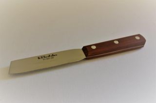 German Putty Knife Straight 18mm