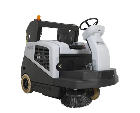 Nilfisk SW5500D Mid Size Ride On Diesel Sweeper (CONFIRM PRICE PRIOR TO ORDER)
