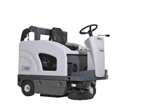 Nilfisk SR4000B Mid Sized Ride on Sweeper