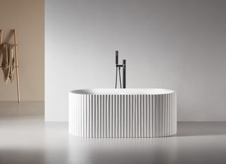 Ribble 1700 Gloss White Fluted Freestanding Bath