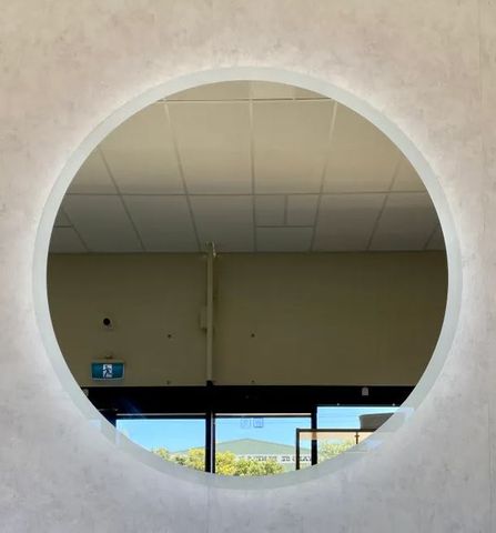 Vivian Clive Round D 600 LED Mirror