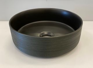 Matte Black inside, Silky Green outside above counter basin (Size:346*346*114mm)