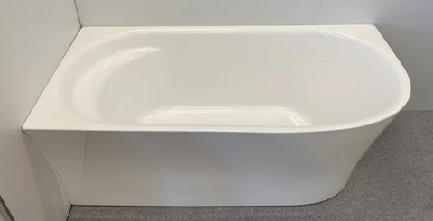 Kenai 1500 Matte White Left Corner Freestanding Bath