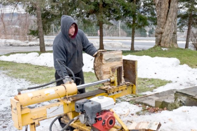 Get a head start on building that Log Splitter