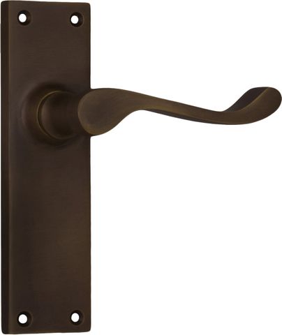 TRADCO VICTORIAN LEVER LATCH PLATE FURNITURE SET