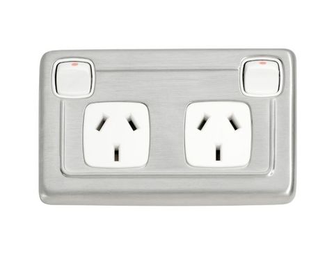 Tradco 2 Gang Flat Plate Rocker Switch With Double Socket White