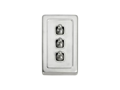 Tradco TRA5974 SWITCH-TOGGLE-3 Gang SC Wh 72X115