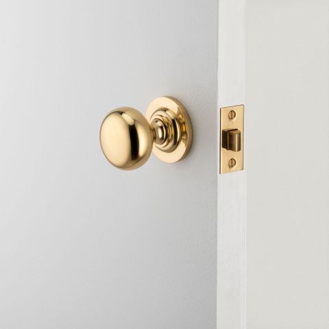 Iver Cambridge Round Rose Knob Kit No Latch