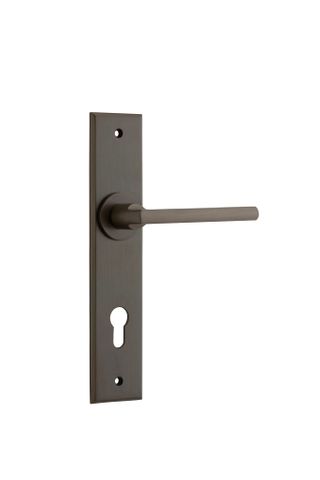 Iver Baltimore Lever Chamfered Euro Plate Furniture Kit